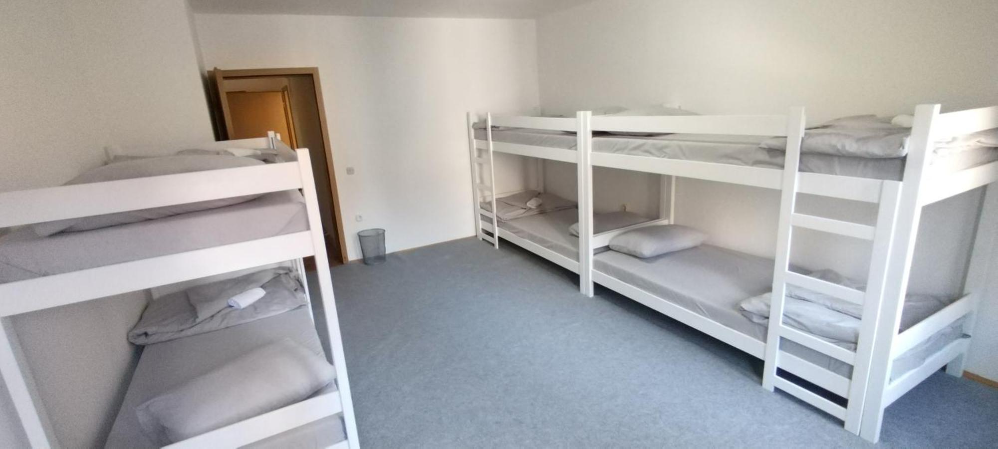 Hostel Center Luxury ซาราเยโว ภายนอก รูปภาพ