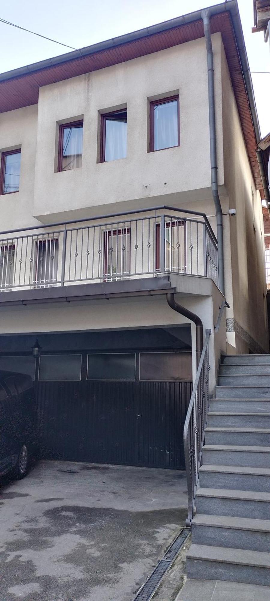Hostel Center Luxury ซาราเยโว ภายนอก รูปภาพ